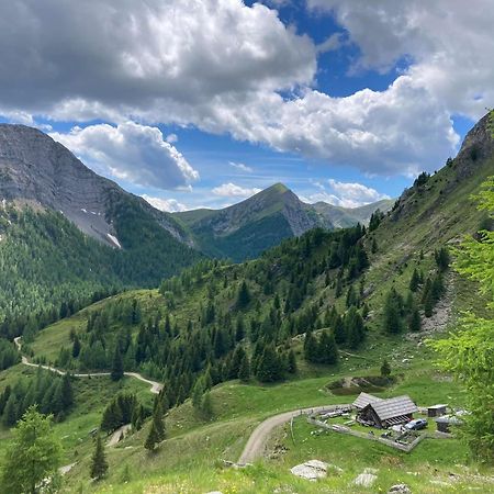 Gasthof Pension Perauer Lieserhofen Luaran gambar