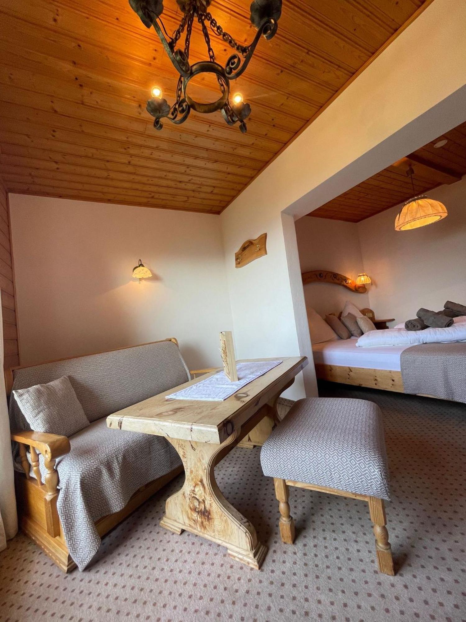 Gasthof Pension Perauer Lieserhofen Luaran gambar
