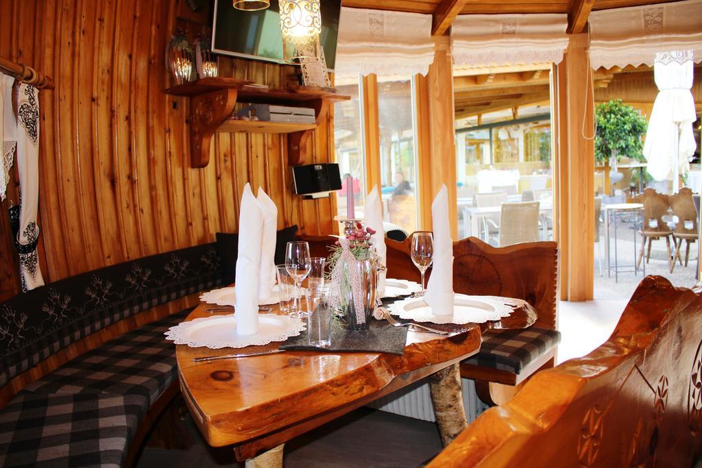 Gasthof Pension Perauer Lieserhofen Luaran gambar